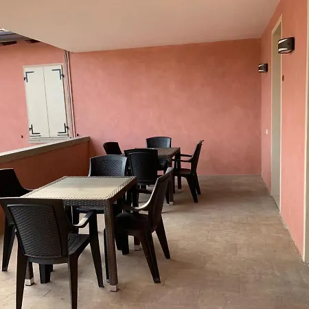 Hotel apartamentowy Borgo Al Sole By Garda Facilities