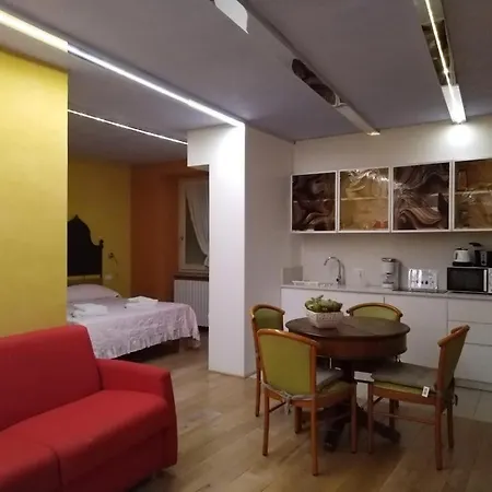 Borgo Al Sole By Garda Facilities Hotel apartamentowy *