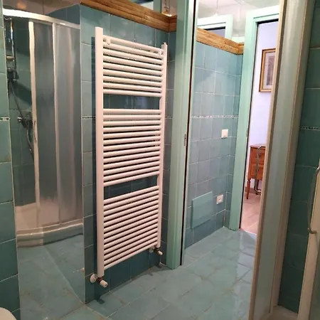 Borgo Al Sole By Garda Facilities Hotel apartamentowy Puegnago